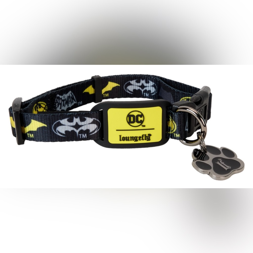 NWT Loungefly DC Comics Batman Dog Collar sizes Large Medium Small